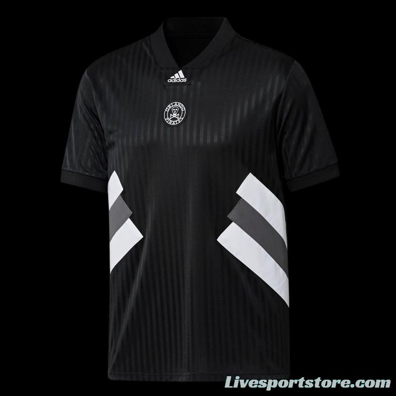 Player Version 22/23 Orlando Pirates Black Icon Remake Jersey