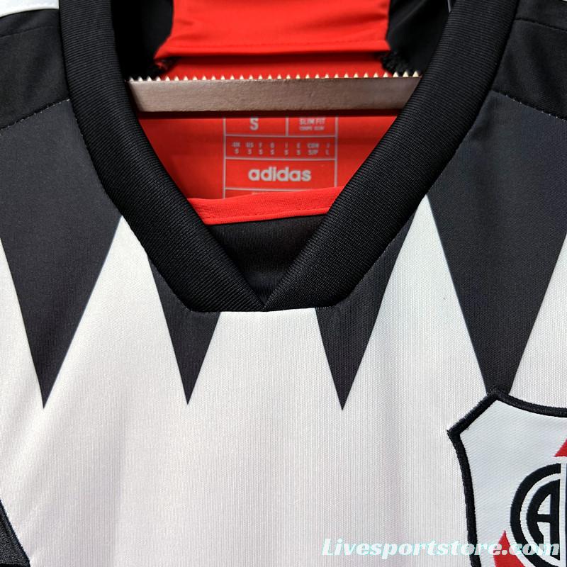 23/24 River Plate Away Jersey